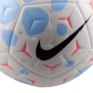 NIKE ACADEMY 5