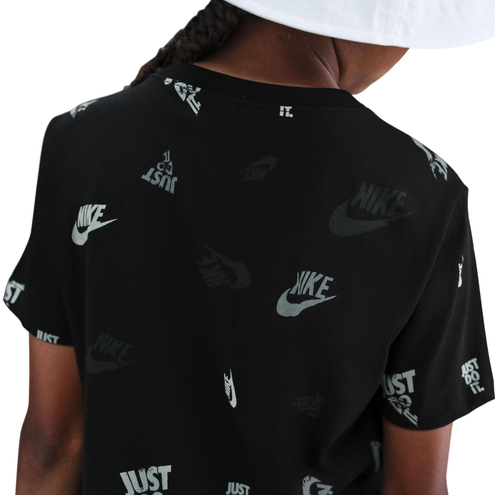 PUMAS UNAM x Nike Crest AOP Tee L