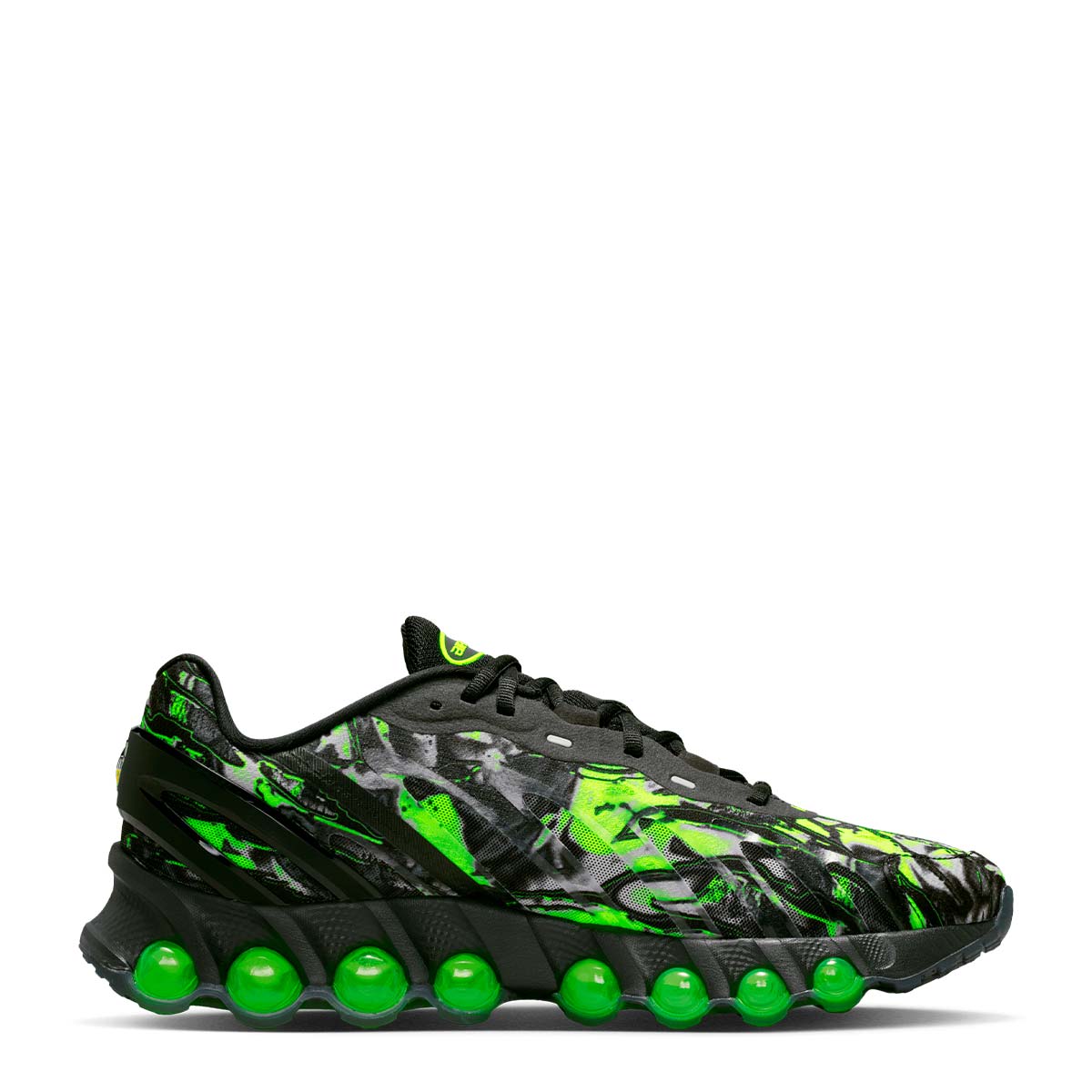 NIKE AIR MAX DN8 10