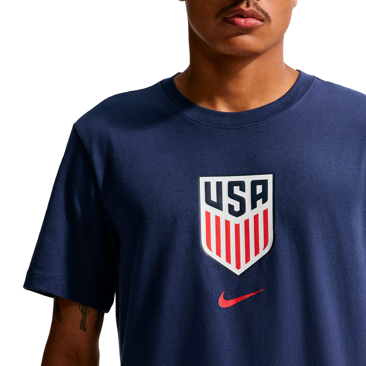 USA M NK CREST TEE L