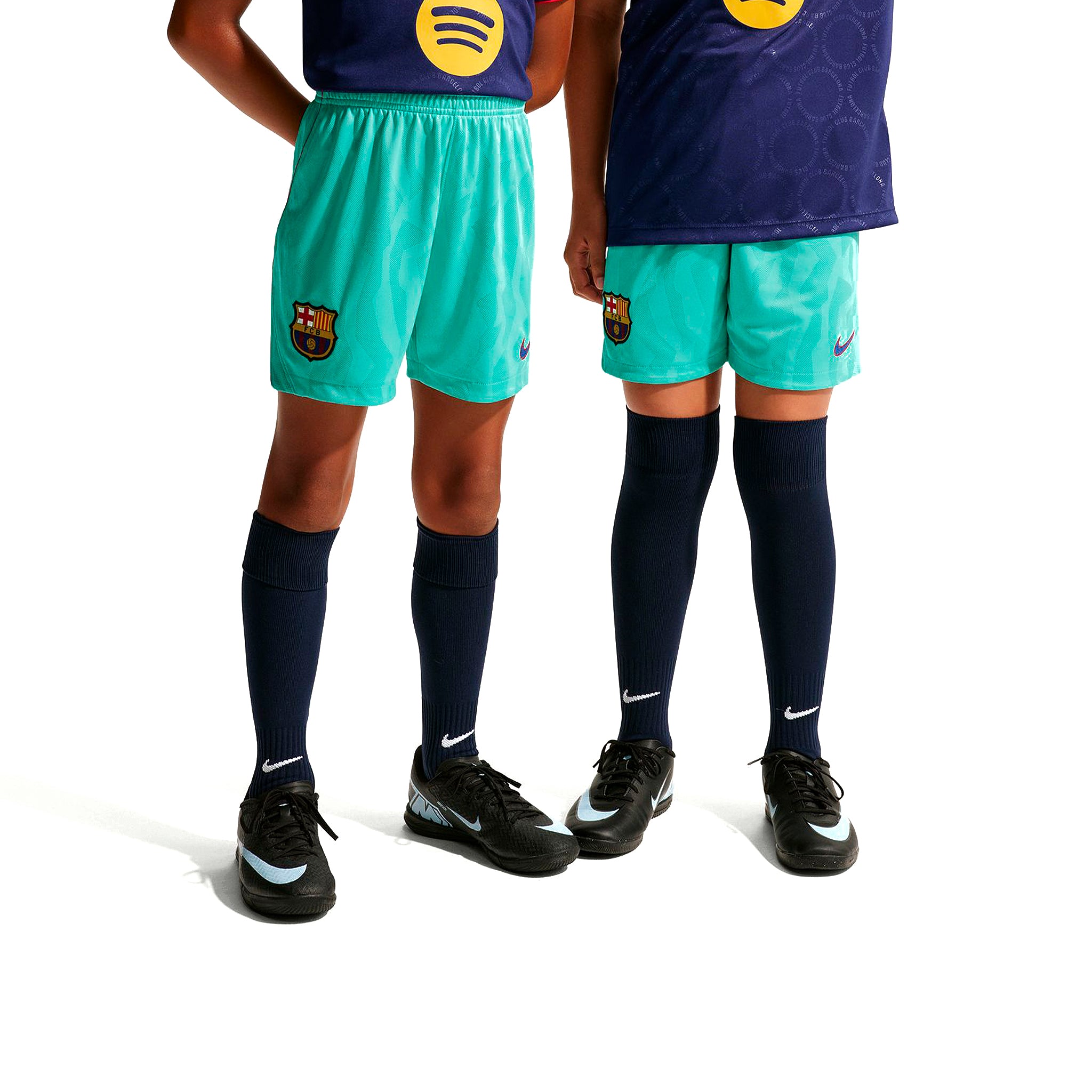 FCB Y NK DF SHORT STAD 3R - 19/08 L
