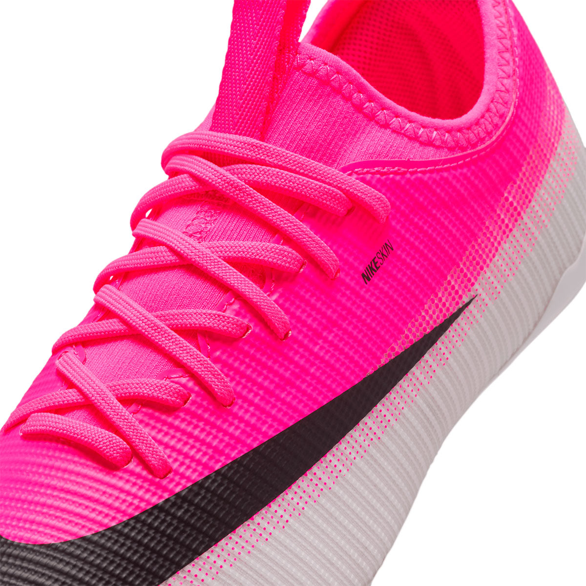 JR VAPOR 17 ACADEMY FG/MG T--04 de Junio 2.5Y