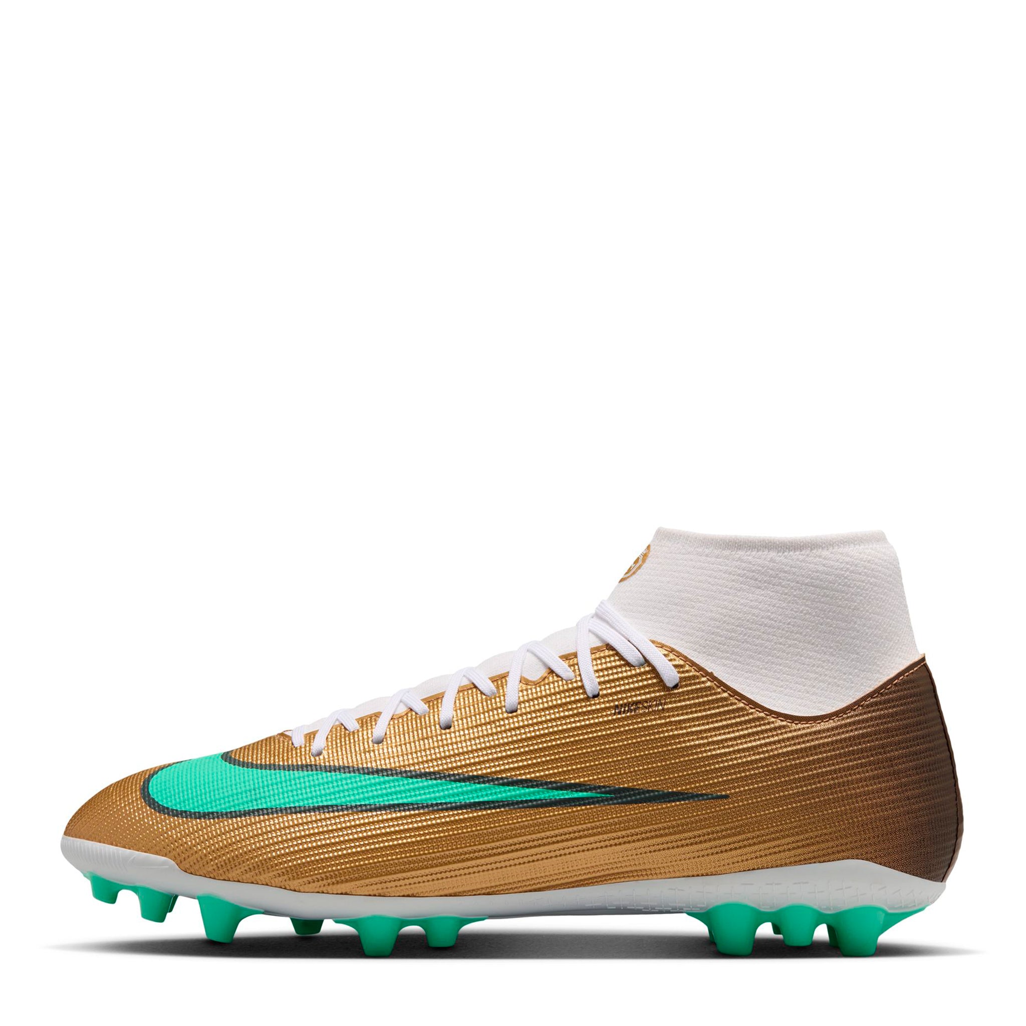 SUPERFLY 11 ACADEMY AG KM - 10/08 10