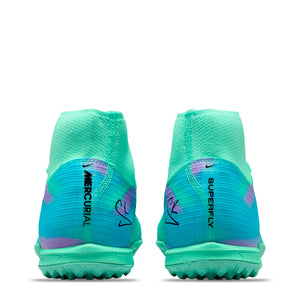 SUPERFLY 11 ACADEMY TF SK 5.5