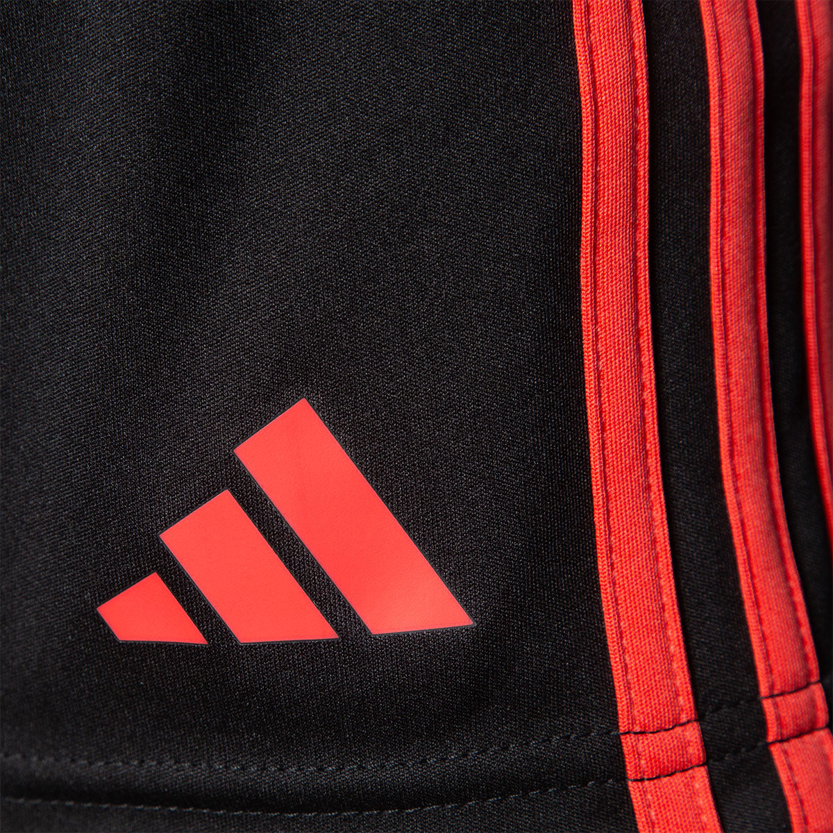 MESSI SHORT Y BLACK L