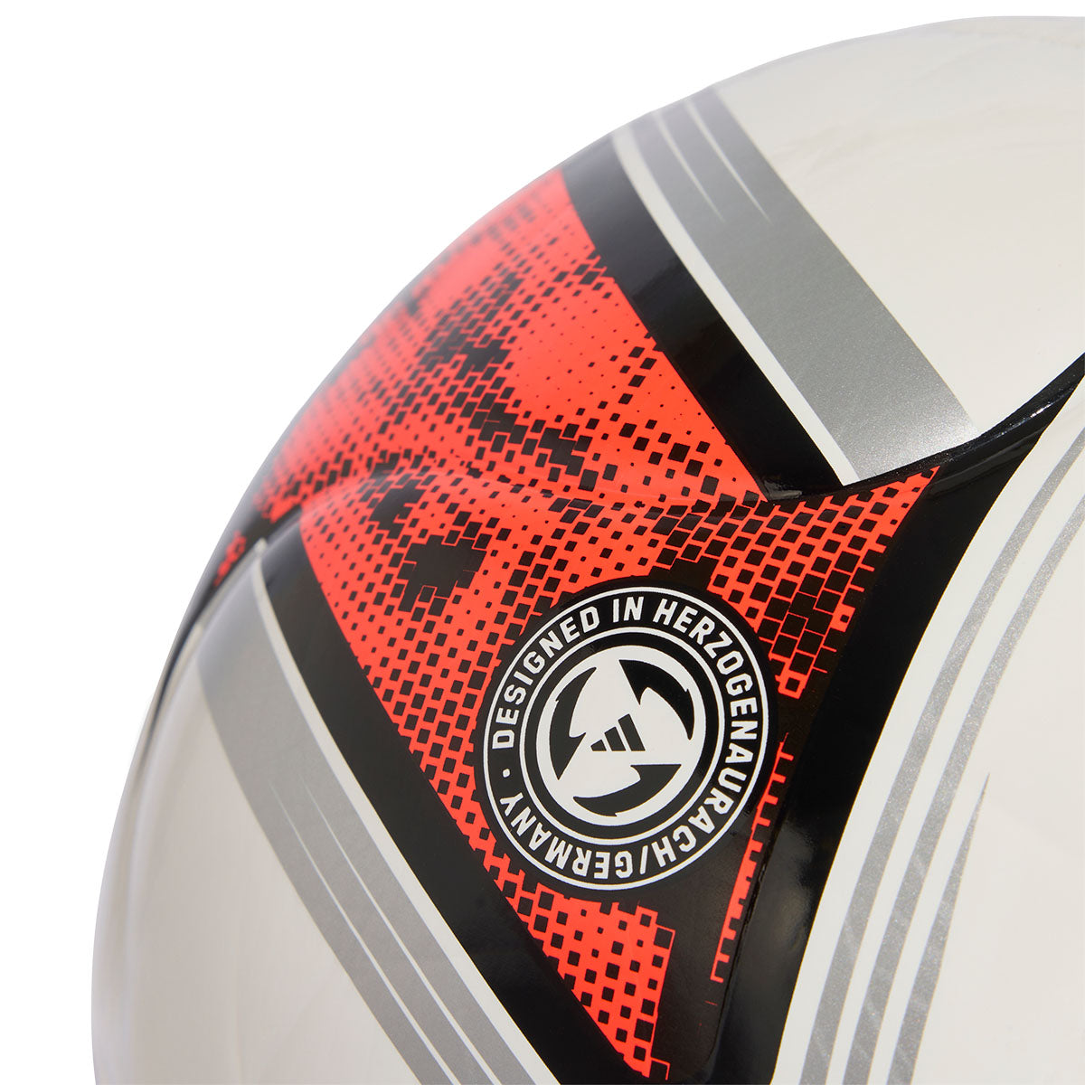 DFL CLB WHITE 5