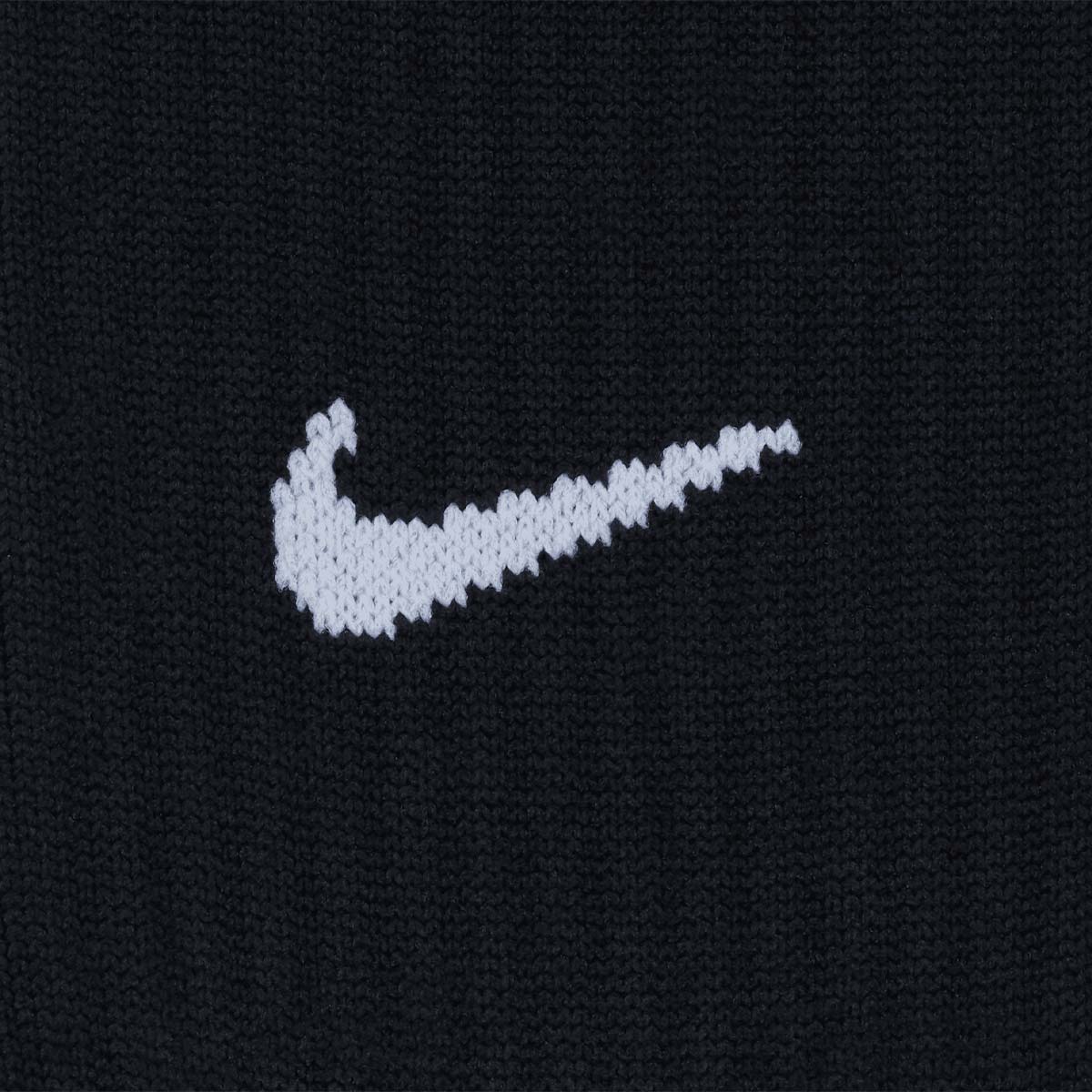 NIKE ACADEMY L