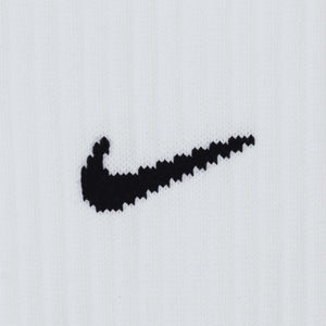 NIKE ACADEMY L